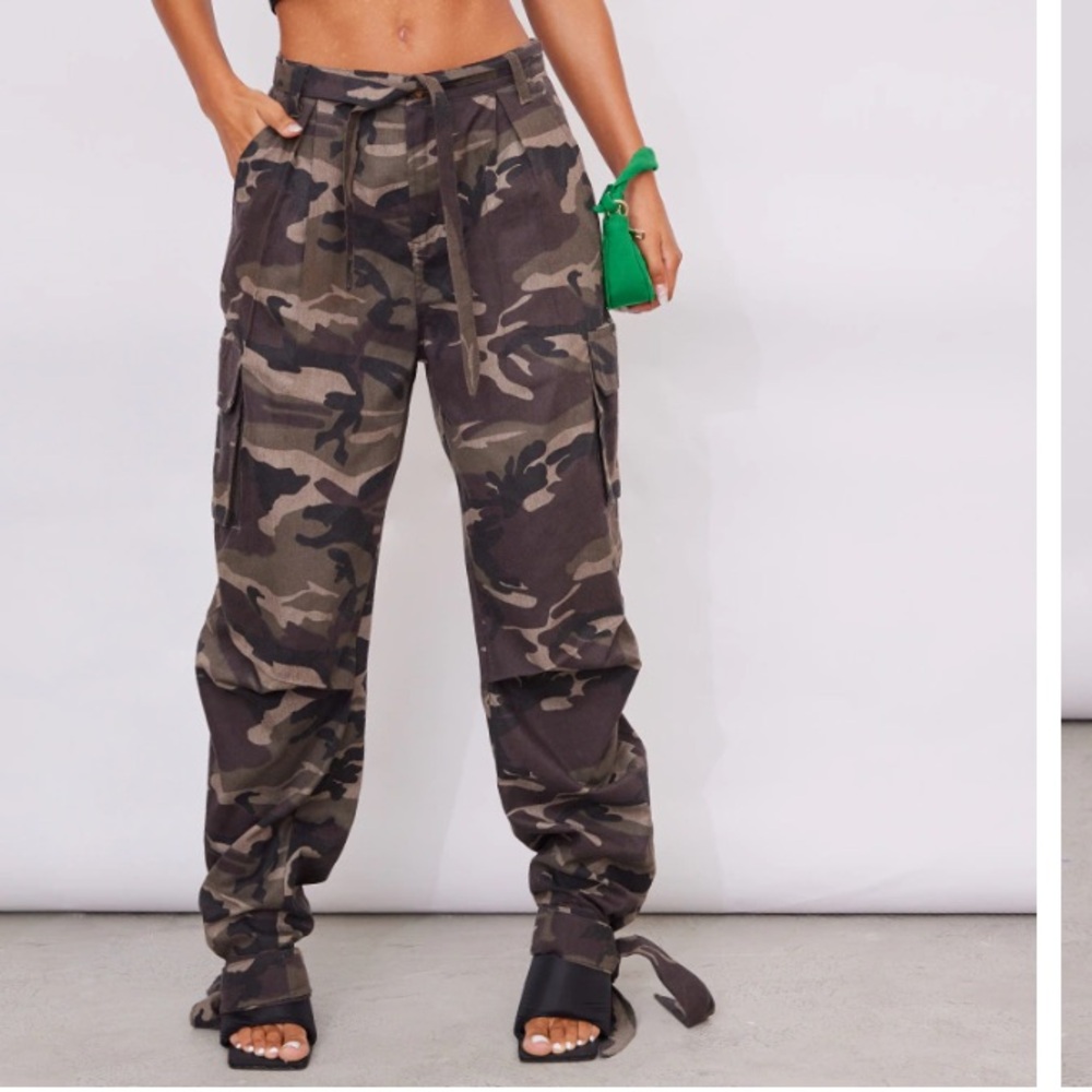 Khaki Washed Camo Print Low Rise Tie Hem Baggy Cargo's